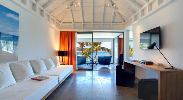 Christopher Hotel