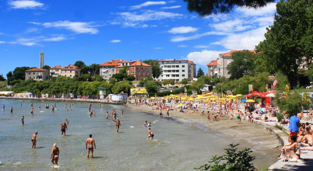 Rooms with WiFi Split - 18938, Book Hotel Split Split-Dalmatia County, near Ethnographic Museum Split