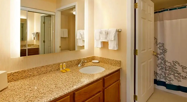 Двухместный люкс c 1 комнатой Residence Inn Houston Sugar Land/Stafford