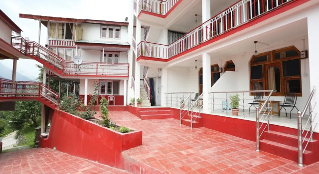 OYO 6426 Hotel Rishi Palace