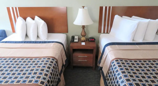 Четырёхместный номер Standard Smart Stay Inn - Saint Augustine