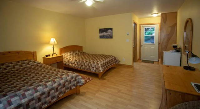 Номер Standard Mersey River Chalets a nature retreat
