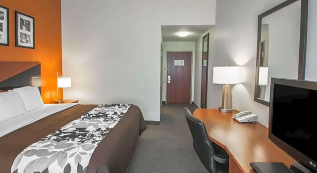 Люкс c 1 комнатой Sleep Inn & Suites Palatka North