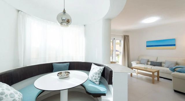 Cute apartment next to beach. P27 Swimming pool, Prenota Appartamento Hotel a Gran Canaria con piscina, Piscina