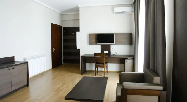 Hotel Colombi, Prenota Hotel Hotel a Tbilisi con parcheggio, Parcheggio