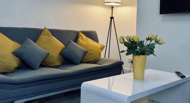 Stylish House in Sheffield, Забронировать Апартаменты/квартира Шефилд Южный Йоркшир, рядом с Парк Хилсборо