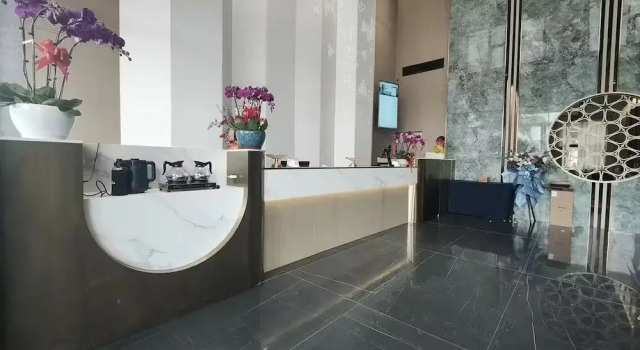 Home Inn Wanxin Ruibo Hotel, Book Hotel Hotels in Beihai with Breakfast, Breakfasts