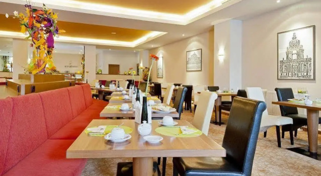 Artis Suite Hotel, Забронировать Отель Отели Дрездена с парковкой, рядом с Дрезденская государственная оперетта, Парковка