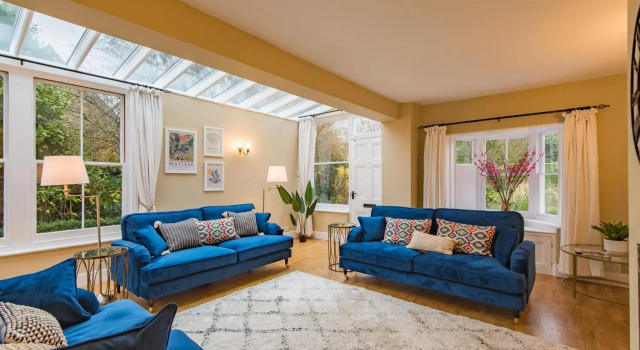 Old Post Office sleeps 4, Buchen Sie Hotel Dargate England