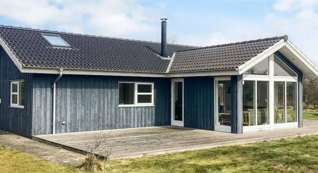 4 Star Holiday Home in Brovst, Rezerwuj Dom wakacyjny Domki letniskowe w Vestjylland, Domek