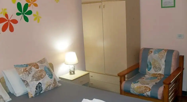 B&B Villa Claudia, Забронировать Отель «постель и завтрак» Анцио Побережье Лацио