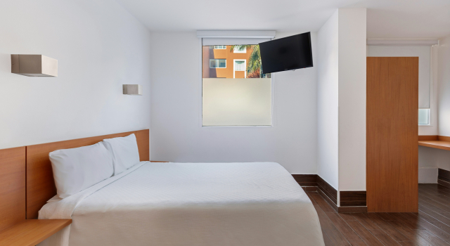 One Cuernavaca, Rezerwuj Hotel Hotele 3-gwiazdkowe w Cuernavaca, 3*