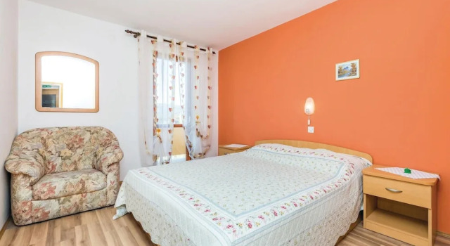 Amazing Home in Kampor With Wifi and 2 Bedrooms, Prenota Hotel Kampor 