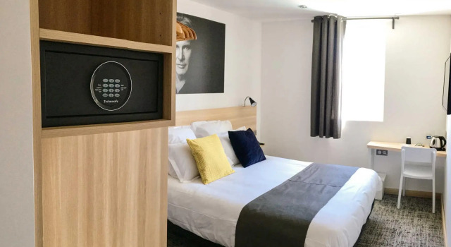 Двухместный номер Standard Brit Hotel Martigues Nord