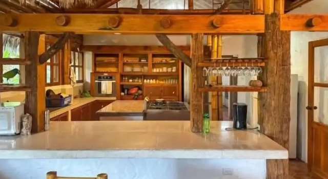 Casa Cacique, Prenota Ostello Hotel a Santa Elena Province con piscina, Piscina