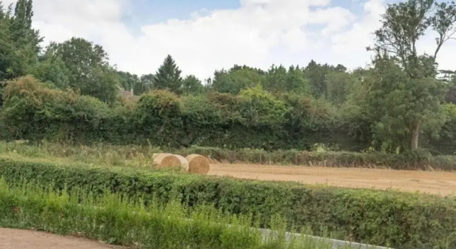 Коттедж Barn in Cotswolds With Hot Tub & Scenic Trails