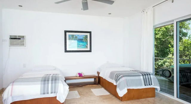Seaside Sanctuary: Private Villa With Breathtaking Views, Prenota Villa Hotel a Bahamas Out Islands con parcheggio, Parcheggio