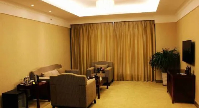 Grand suite Uchoice Hotel