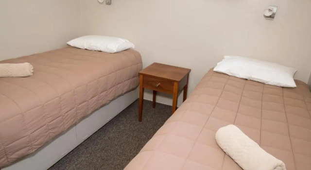Пятиместные апартаменты с 2 комнатами Greymouth Motel