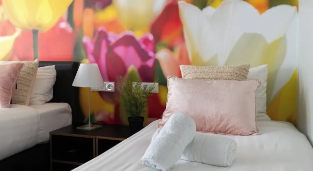 Трёхместный семейный номер Standard Multatuli Hotel