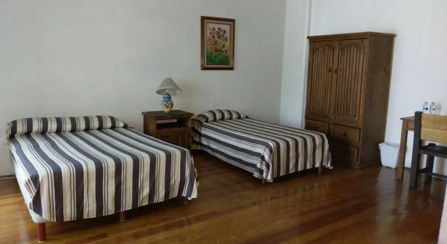 Трёхместный номер Standard Anys Hostal