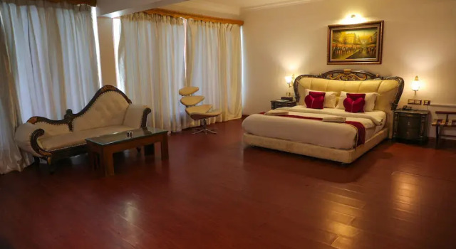 White Pearl Suites, Varaa Hotelli 4 tähden hotellit kohteessa Goa, 4*