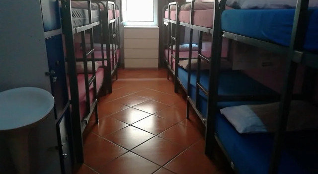 Galaxy Star Hostel Barcelona, Забронировать Хостел Хостелы Барселоны, рядом с Королевская площадь, Хостел