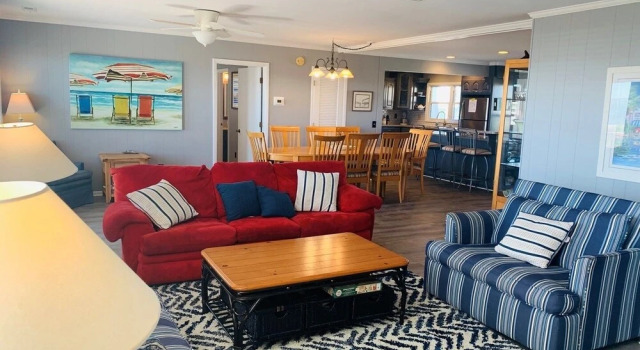 J Chalet - 4 Br Home
