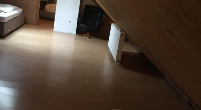 Zimmer im Dachgeschoss, Забронировать Отель Отели Кайзерслаутерн с парковкой, рядом с Kaiserslautern Castle, Парковка