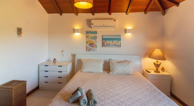 Linda Casa Em Condomínio Com Quatro Suítes, Vistar Mar E Próxima A Belíssima Pra, Забронировать Отель СПА-отели Армасан дус Бузиус, рядом с Пляж Olho de Boi, SPA-услуги