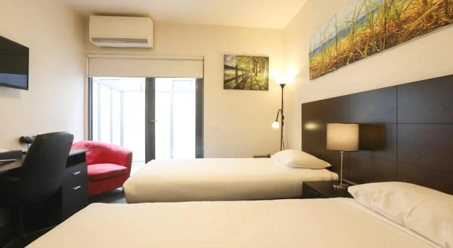 Студия Alston Apartments Hotel