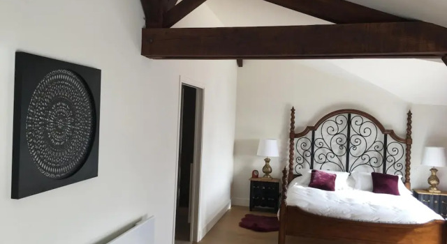 Château Tour Saint-Fort, Book Bed and Breakfast Hoteller i Medoc med parkering, Parkering