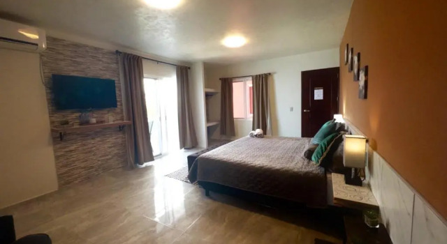 Люкс с балконом и с видом на озеро Hotel Awazul Bacalar