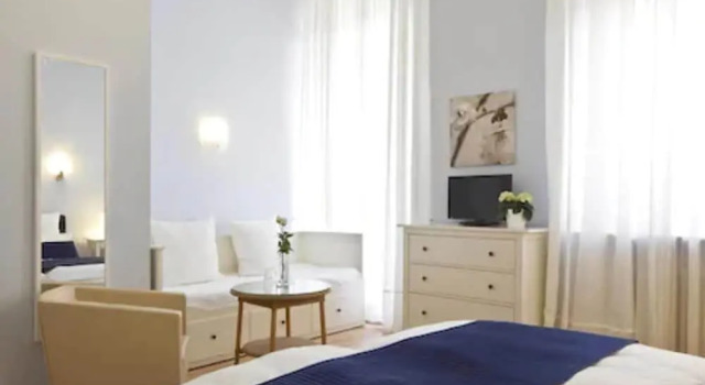 Трёхместный номер Standard Buchholz Downtown Hotel