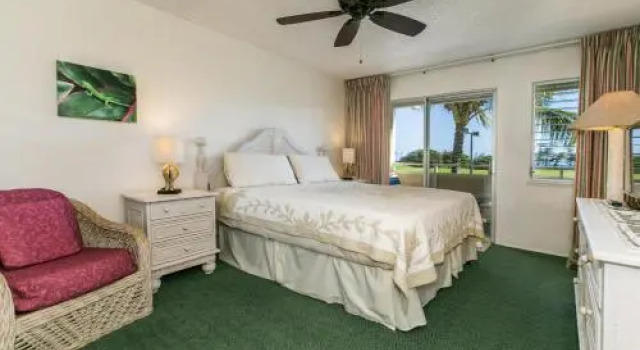 Plantation Hale J16, 2nd Floor, End Unit