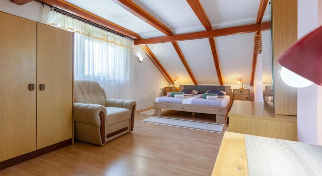 Awesome Apartment in Matulji With Wifi and 1 Bedrooms, Забронировать Апартаменты/квартира Отели Матулей с парковкой, Парковка