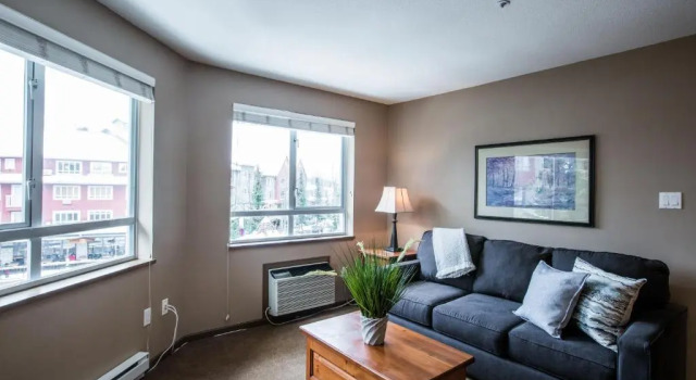 Whistler Blackcomb Vacation Rentals - Village North, Забронировать Апартаменты/квартира Апартаменты Уистлер, рядом с Black Tusk Gallery, Апартаменты/квартира