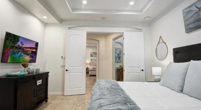 Коттедж Luxurious Villa Living in Indio w Pool Spa