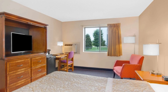 Super 8 by Wyndham Clear Lake, Varaa Hotelli Clear Lake Iowa