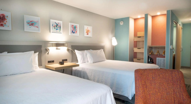 Четырёхместный номер Standard Hilton Garden Inn Asheville South