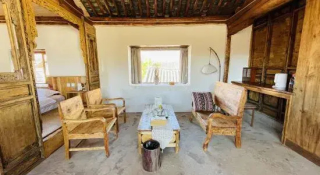 Люкс Weishan over the clouds of the mountain homestay