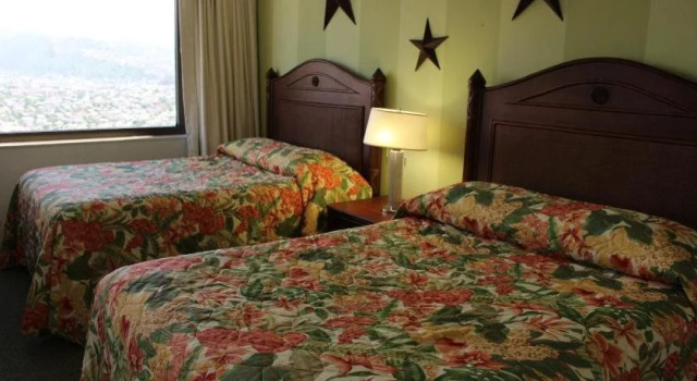 PonoAloha, Boek Hotel Waikiki 