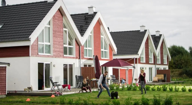 Ferienhaus Nordhorn - Haus Am See, Book Hotel Nordhorn Lower-Saxony