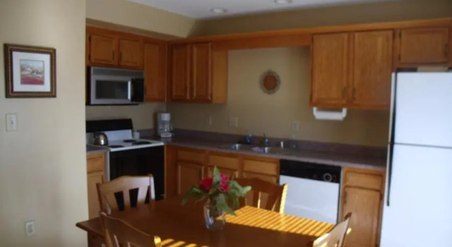 The Corner House B&B & Corporate Housing, Buchen Sie Bed & Breakfast Nicholasville Kentucky