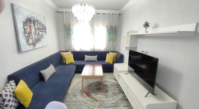 Charmant Logement Pour un Sejour Formidable, Rezerwuj Apartament Hotele w Tanger-Tetouan z parkingiem, Parking