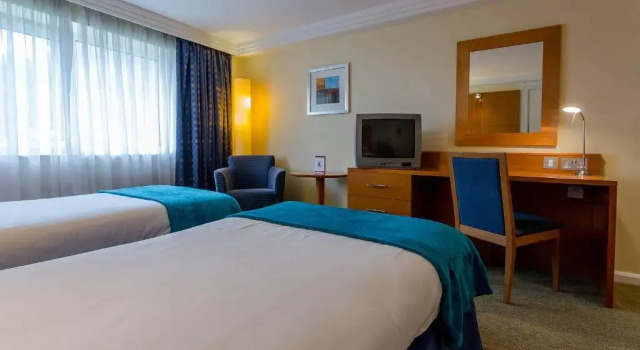 Двухместный номер Standard Britannia Leeds Bradford Airport