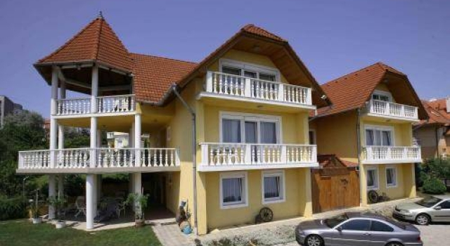 Gelencsr Pension, Book Hotel Hoteller i Western Transdanubia med parkering, Parkering