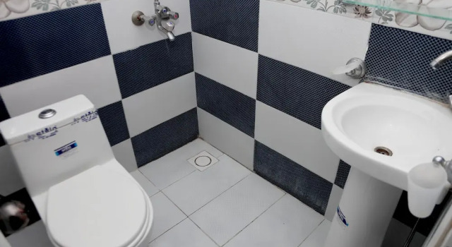 Трёхместный номер Standard Swiss Cottage