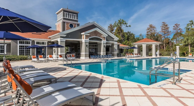 NUOVO - Near Disney Kissimmee, Book Hotel Hoteller i Four Corners med pool, Swimmingpool