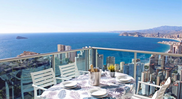 Sky High apartment on the 38th floor - Sea views, Забронировать Апартаменты/квартира Бенидорм Коста-Бланка, рядом с Заповедник Сьерра-Элада